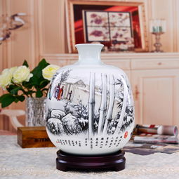 瓷博三顧茅廬 當(dāng)景德鎮(zhèn)陶瓷遇見(jiàn)千年智謀，創(chuàng)意花瓶點(diǎn)亮現(xiàn)代家居